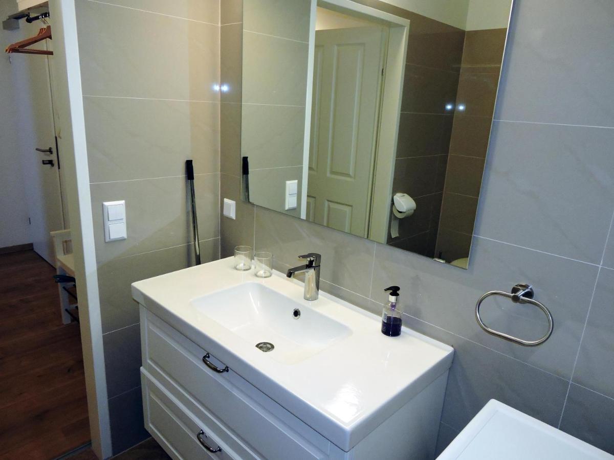 211 Amsterdam, Studio Apartment, 30M2 1-4 Pers Klagenfurt am Wörthersee Extérieur photo